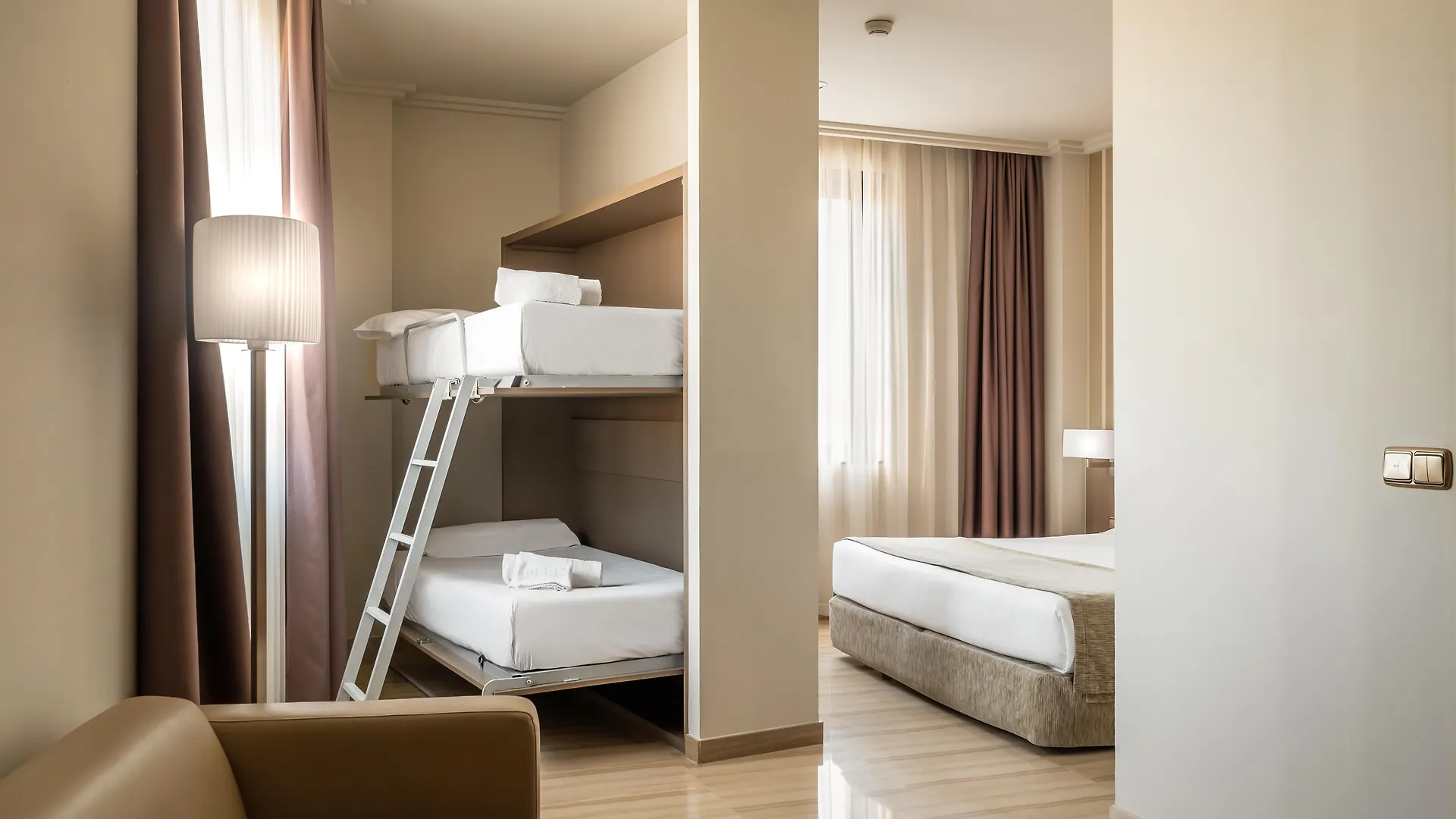 Hotel Sb Ciutat Ταραγόνα